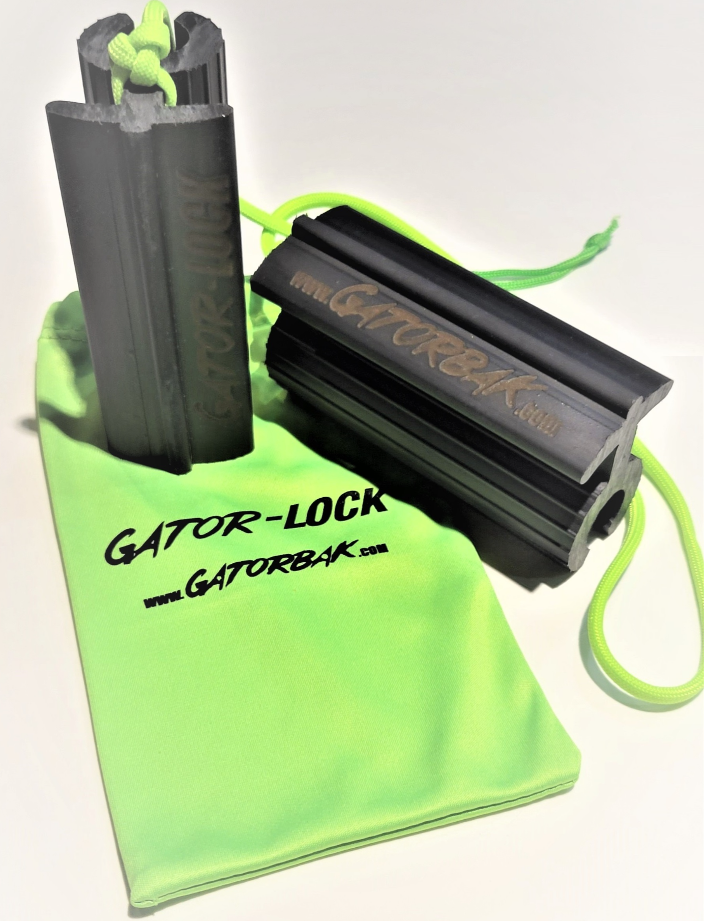 Gator-Lock Steering Lock for boats black with green synch bag
